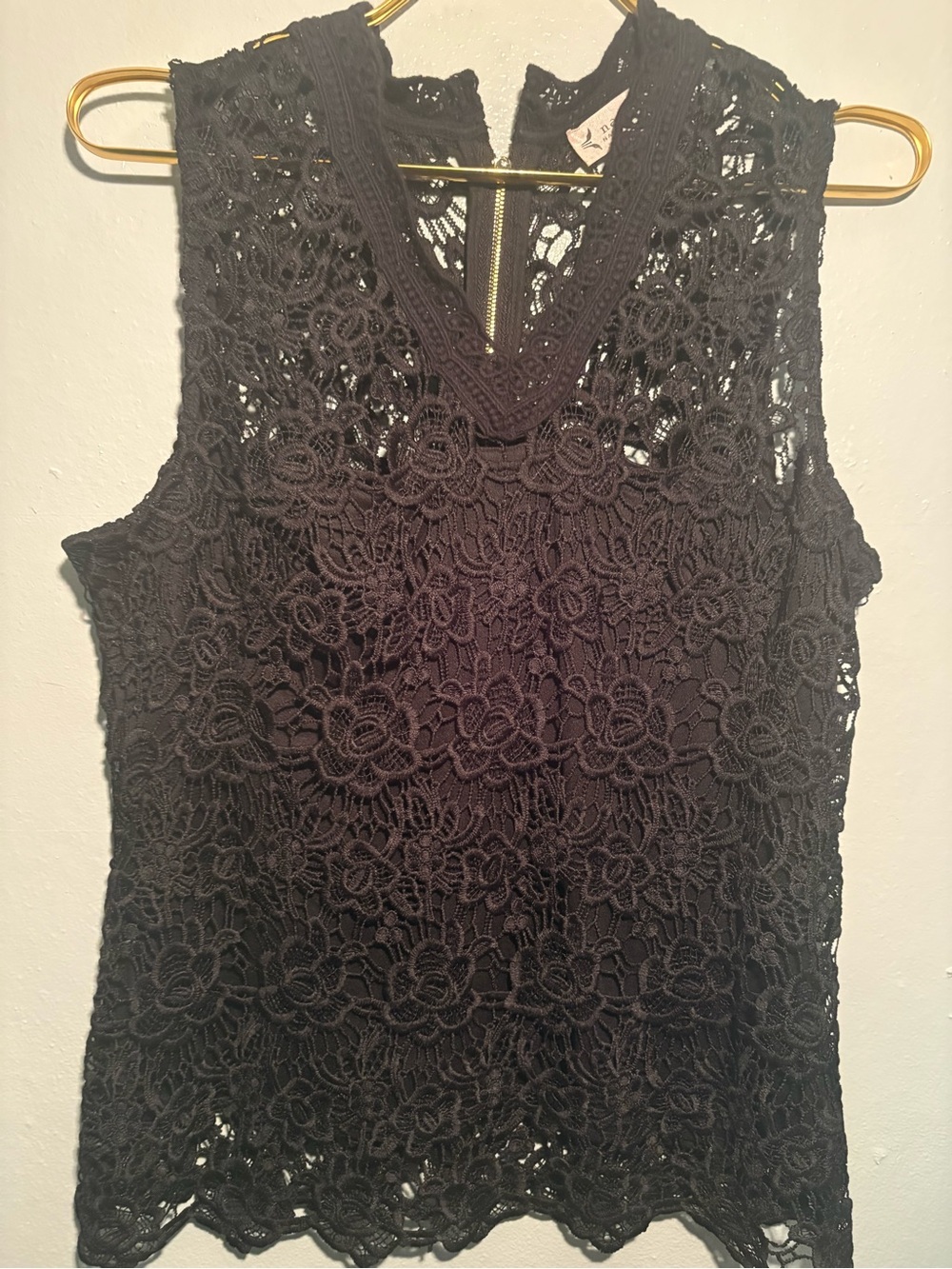 Nanette Lepore Black Floral Lace Camisole Tank - Picture 2 of 9